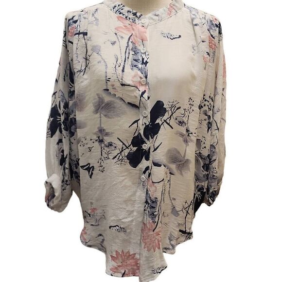Coco+ Carmen Short Sleeve Tunic Blouse Women's Size S/M Floral 3/4 Button Front - Picture 1 of 11
